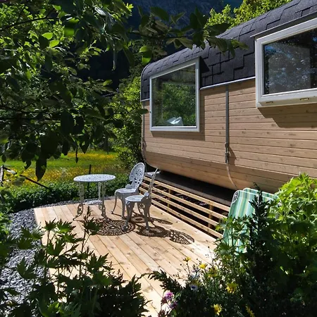 Tiny House With Terrace Semesterbostad *