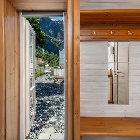 Tiny House With Terrace * Flåm