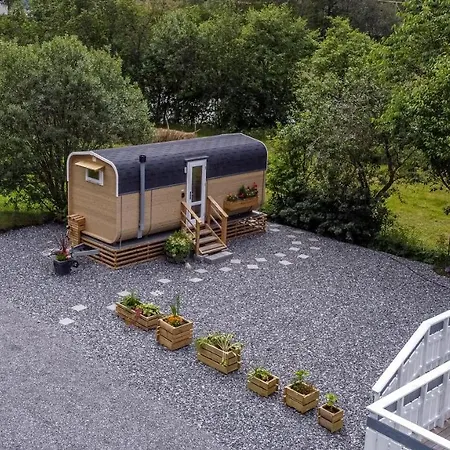 Tiny House With Terrace Semesterbostad *